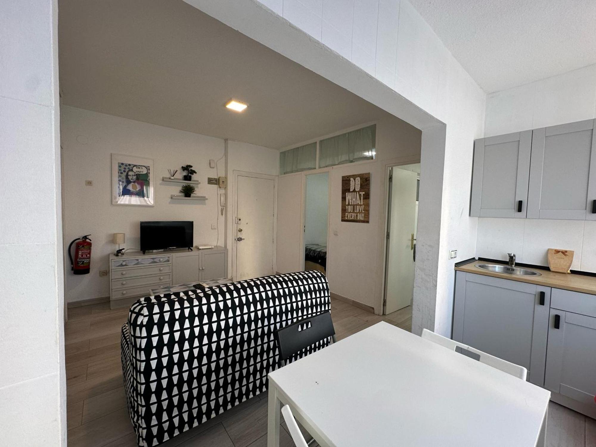 Cg131 - Centro 50 Metros, Playa 650 Metros, Wifi, Fire Stick Amazon Apartment Torremolinos Luaran gambar