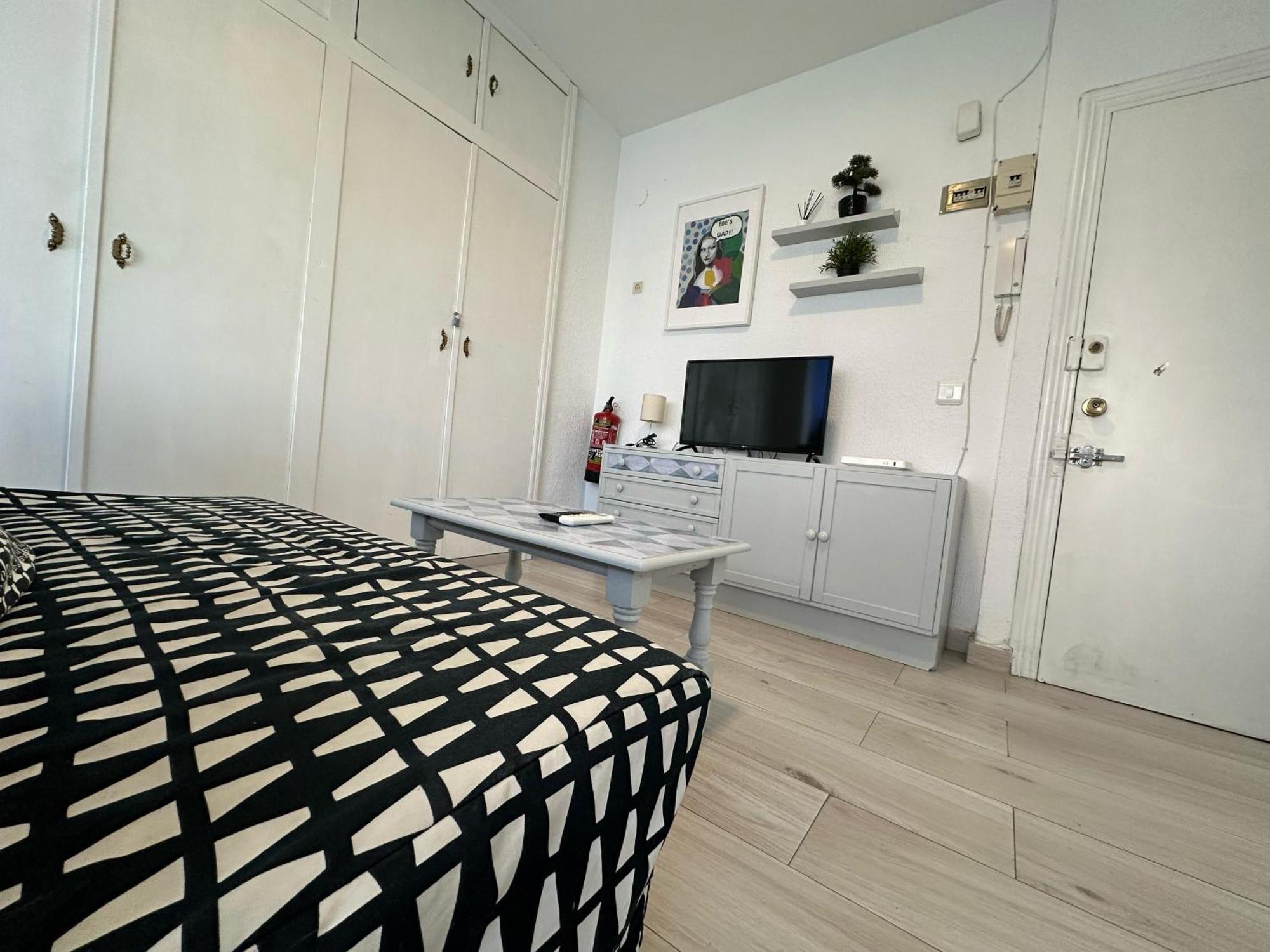 Cg131 - Centro 50 Metros, Playa 650 Metros, Wifi, Fire Stick Amazon Apartment Torremolinos Luaran gambar